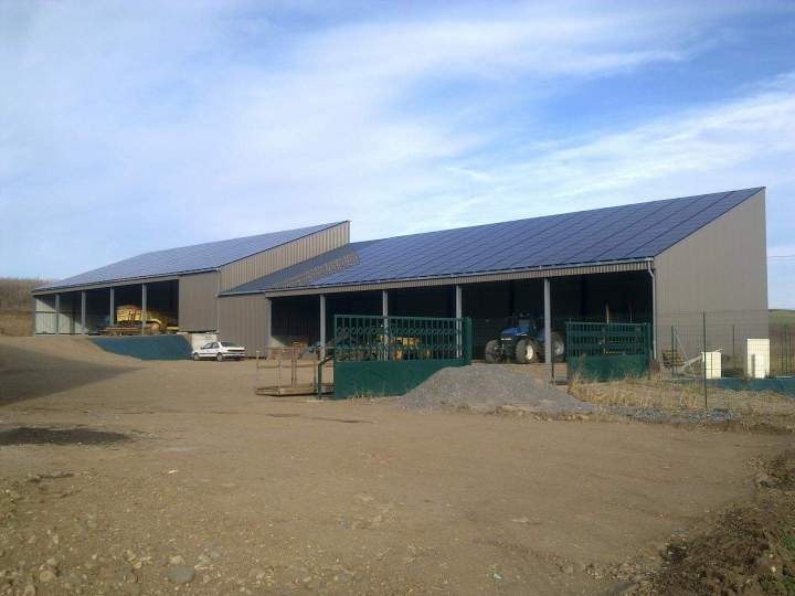 Pose photovoltaïque sur hangars Puy-de-Dôme
