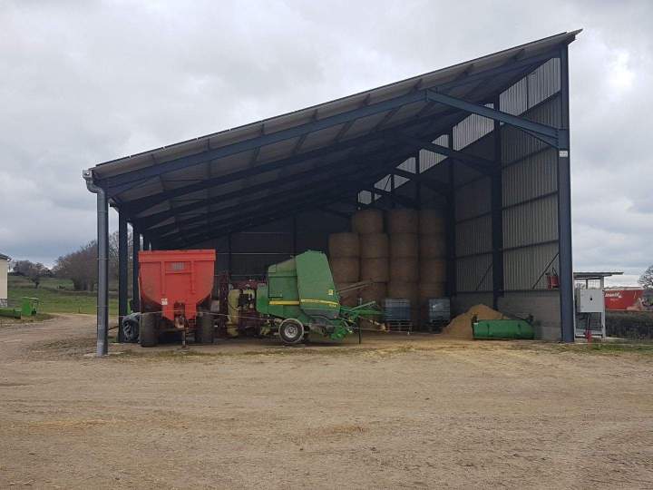 Installation photovoltaïque hangar Puy-de-Dôme