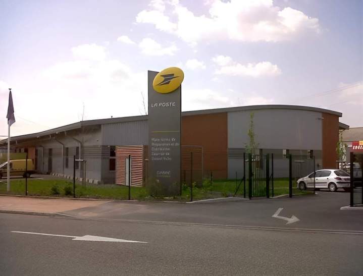 Bâtiment la Poste Puy-de-Dôme